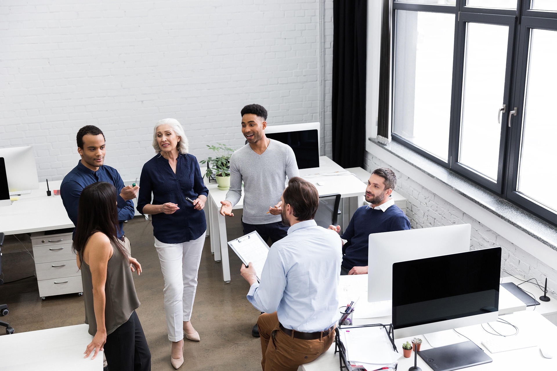 O que diferencia um líder de um chefe? 